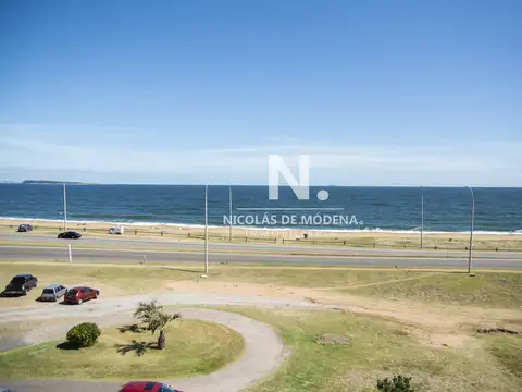 Departamento 4 ambientes con 3 baños