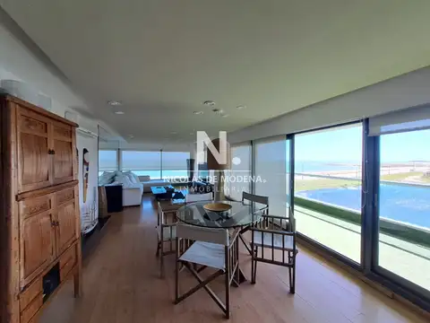 Espectacular PentHouse de primer linea frente al mar en venta
