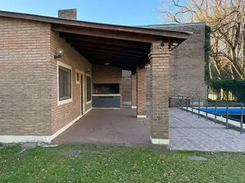 Casa en Venta en Funes, USD 74.000