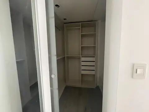 Departamento 5 ambientes con 3 baños