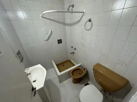 Departamento  en Alquiler en Ciudad Jardin, Tres de Febrero, G.B.A. Zona Oeste