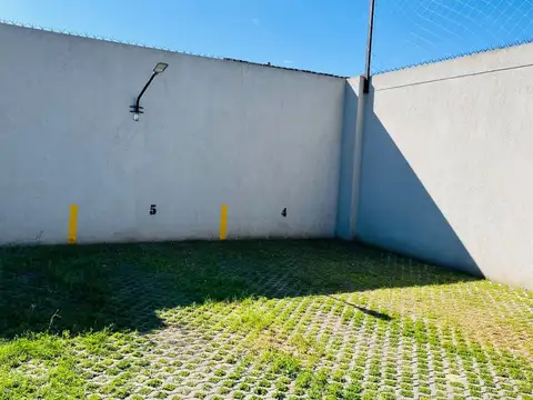 Depto Tipo Casa en Venta en Victoria, USD 124.000