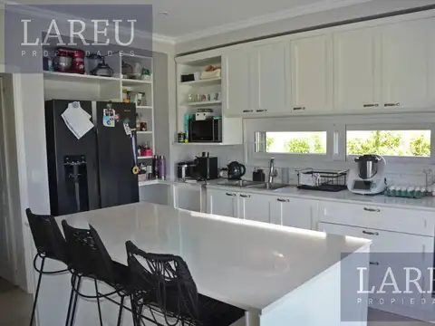 Casa en Venta en Countries y Barrios Cerrados en Pilar, USD 538.000