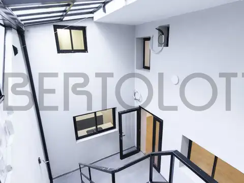 Depto Tipo Casa 3 ambientes con 3 baños