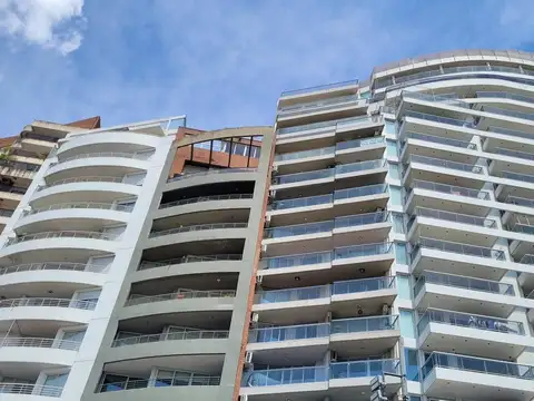 Amplio Loft 65m2  al frente en  Wheelwright 1700 Centro Rio Amenities