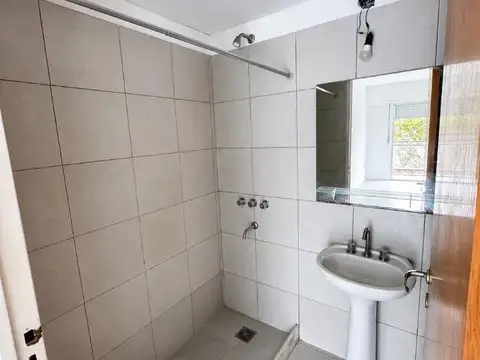 Departamento en Alquiler en Arroyito, $ 300.000