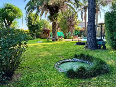 CASA | 5 AMBIENTES | JARDÍN Y PISCINA | GALERÍA | COCHERA | PILAR