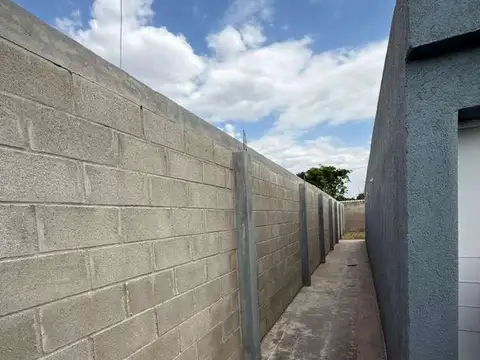 Casa 2 ambientes con 1 baño