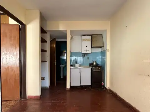 Riobamba 800, Piso 01