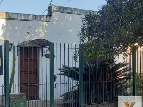 Casa en venta - 2 Dormitorios 1 Baño - Escobar