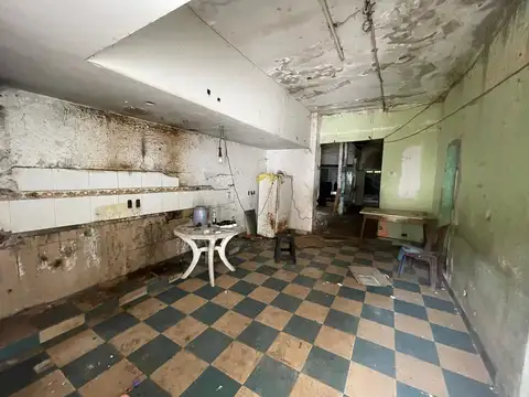 Local en Alquiler en Monte Castro, $ 2.300.000