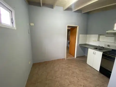 Depto Tipo Casa 2 ambientes con 1 baño