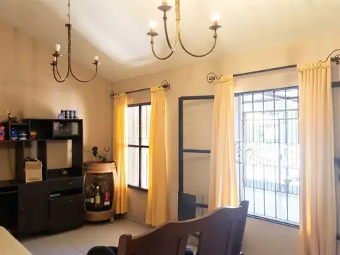 Bo. San Carlos 100