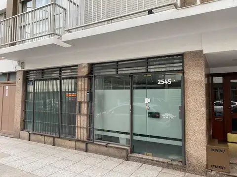 Local en Venta 40 años