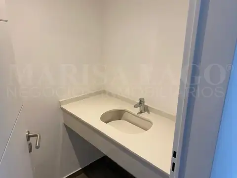 Casa en Venta en Pilar del Este - San Ramiro, USD 165.000