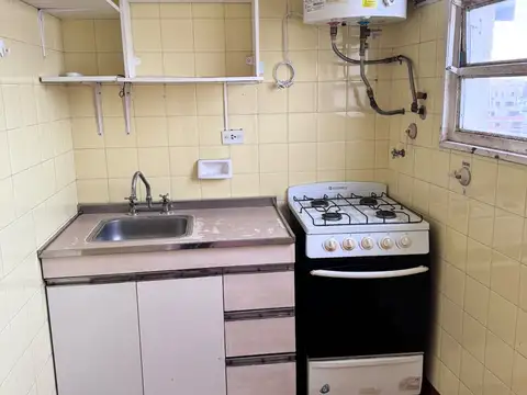 Departamento en Alquiler en Coghlan, $ 550.000