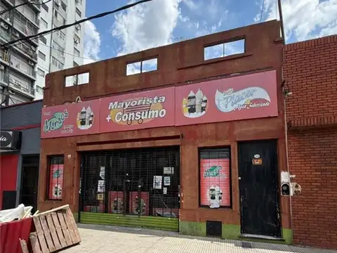 LOCALES - A LA CALLE - VALENTÍN ALSINA, GRAN BS. AS. SUR