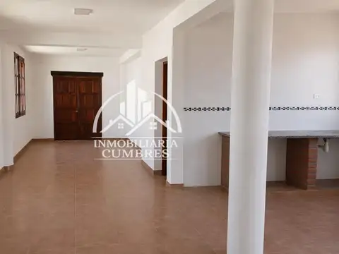 Casa en Venta con 3 cocheras