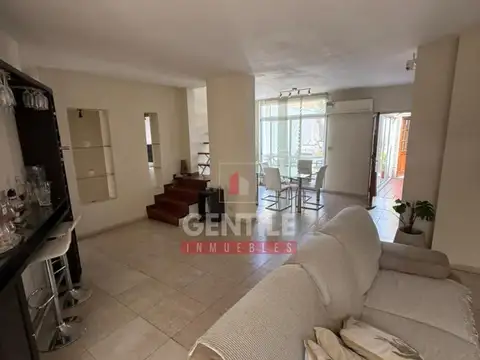 Casa en Venta en Ramos Mejía, USD 280.000