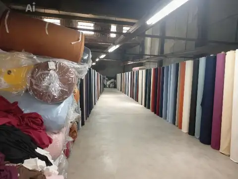 Galpon en Venta en Morón, USD 300.000