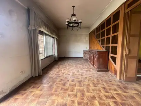 Casa 3 ambientes con 2 baños