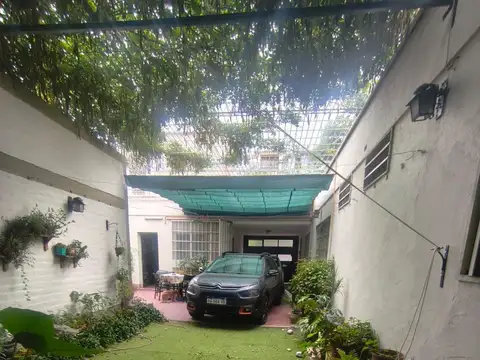 CASA ESQUINA,FRENTE A YPF DE CALLE ALBERDI, GLLÉN