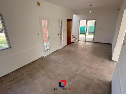 Casa 4 ambientes con 3 baños