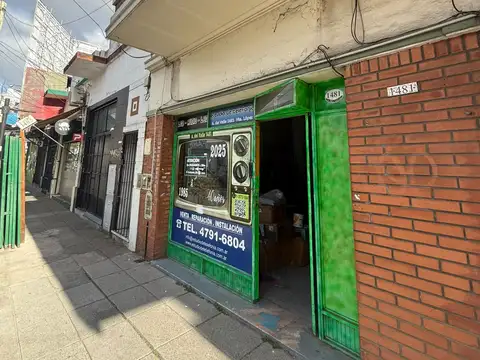 Local comercial a metros de Av. Maipu.