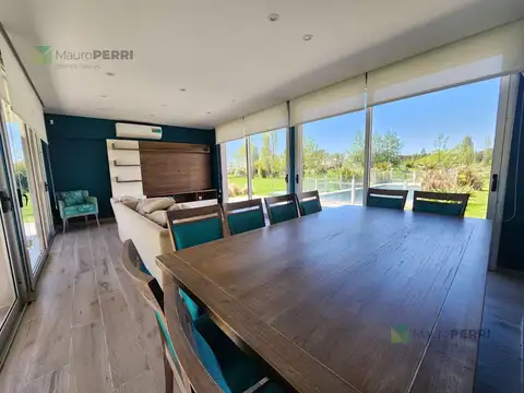 Casa en Venta de 5 dormitorios