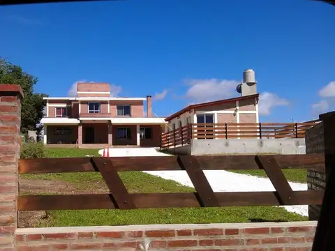 Casa a la Venta 4 Dor en Miradores del Lago