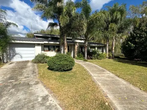 Casa en Venta en La Alameda, USD 215.000