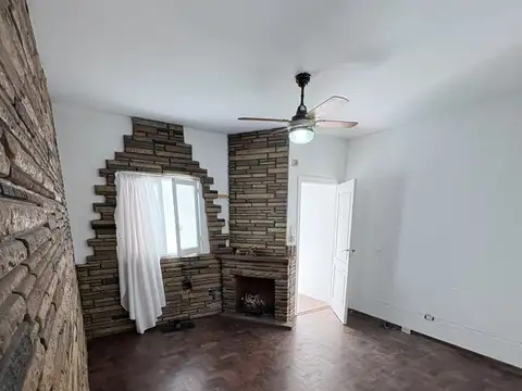 Depto Tipo Casa en Alquiler de 1 dormitorio