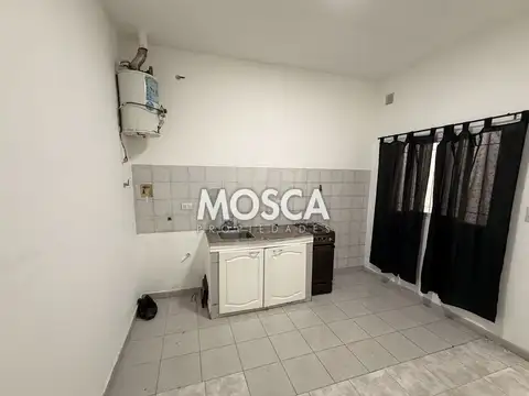 ALQUILO DOS AMBIENTES PASO DEL REY CENTRO