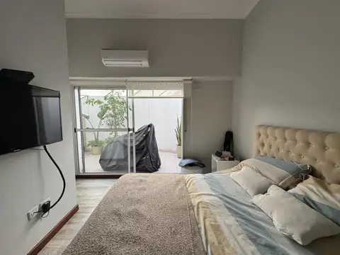 Depto Tipo Casa en Venta en Parque Chacabuco, USD 98.000