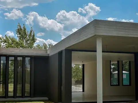 Club de Campo La Concepción de Luján - Alfonsina Storni