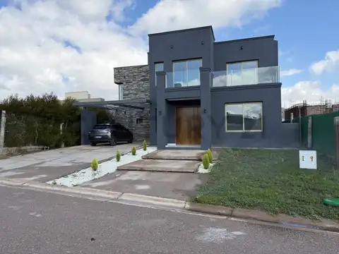 ALQUILER CASA A EXTRENAR LAS CORTADERAS 2 - GUAYMALLEN