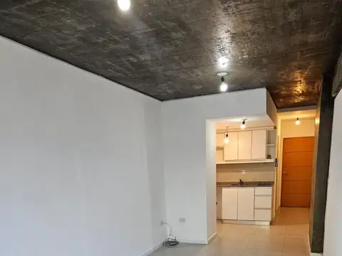 Departamento en Alquiler en Barrio Sur, $ 350.000