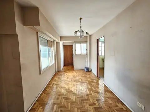 Almirante Francisco Juan Seguí 1100, Piso 4