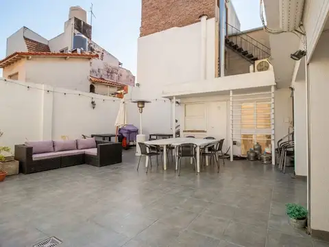 Casa 5 ambientes con 3 baños
