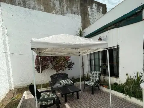 Casa 6 ambientes con 3 baños