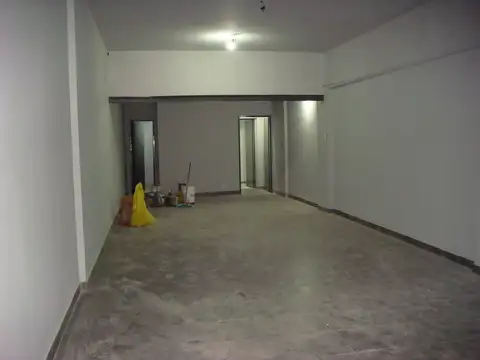 Local en Alquiler en Liniers, $ 1.800.000