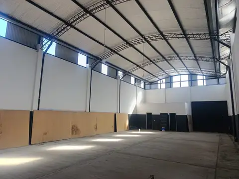 Galpón Comercial & Industrial en Alquiler en Ituzaingo Norte!