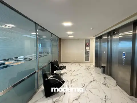 Oficina en Alquiler al Noreste
