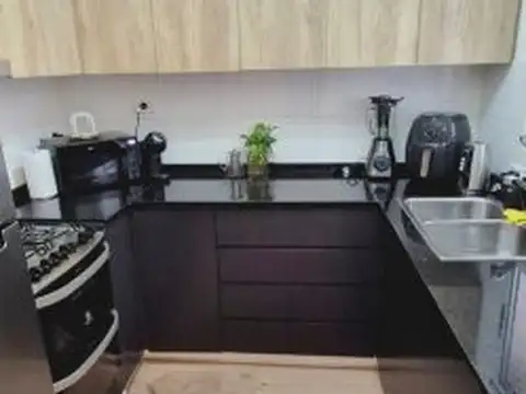 Depto Tipo Casa 5 ambientes con 2 baños