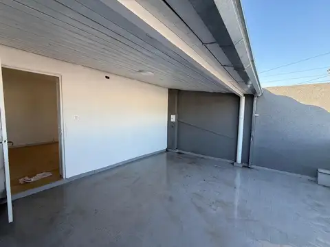 Depto Tipo Casa 2 ambientes con 1 baño