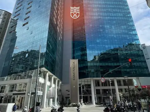 Amoblada -Excelente oficina de 500m2 dividida con 4 cocheras