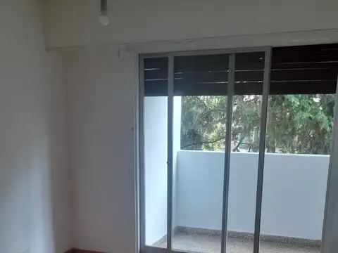 2 AMB CONTRAFTE CON BALCON