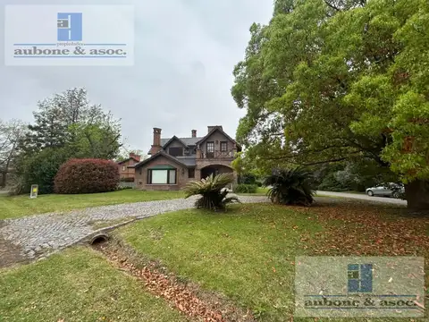 Casa en Alquiler de 4 dormitorios