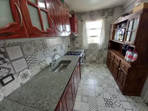 Departamento 4 ambientes con 1 baño