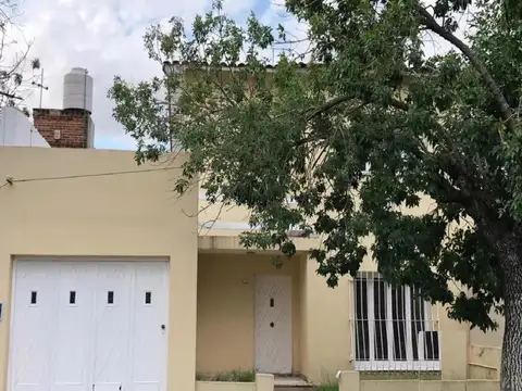EXCELENTE ALQUILER DE 4 AMBIENTES EN ITUZAINGO NORTE